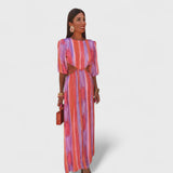 Cristiana - Vestido elegante com recortes